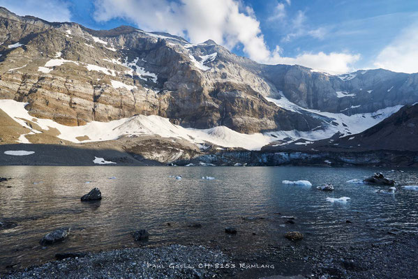 Gletschersee Griesseeli, im Hintergrund der Clariden im Abendlicht