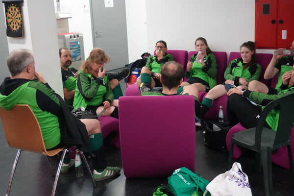 Kurze Pause - Zeit für eine Nasenflöten-Probe ;-)