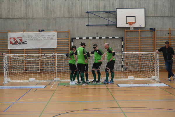 Halbzeitbesprechung Team Schilt