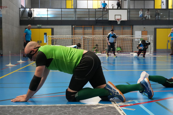 Thomas in der Abwehr