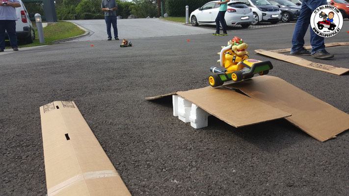 Carrera RC Mario Kart Turnier