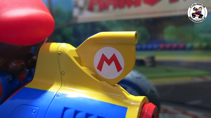 Carrera RC - Nintendo Mario Kart™ - Mach 8, Mario