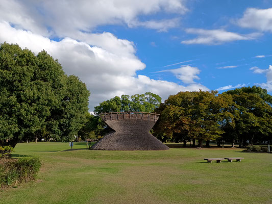 遺跡公園はこんなのがいっぱい