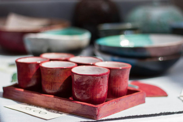 Bicchierini con vassoio in terracotta rossa - smaltati - cottura 1000°C