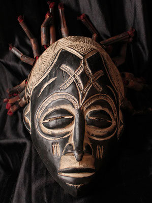 Máscara Tribal / Espiritual - Chokwe (Angola) - Tribal Mask / Spiritual