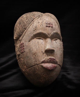 Máscara Tribal (Ogoni - Nigeria) Tribal Mask