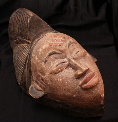 Antigua máscara Tribal / Espiritual Okuyi - PUNU (Gabon) Ancient Tribal Mask - Spiritual
