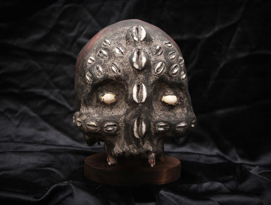 Cráneo (Marind-Anim) Skull