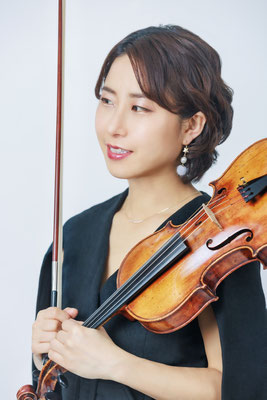 Mari Furukawa violin