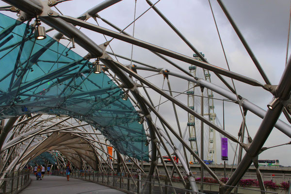 Helix-Brücke