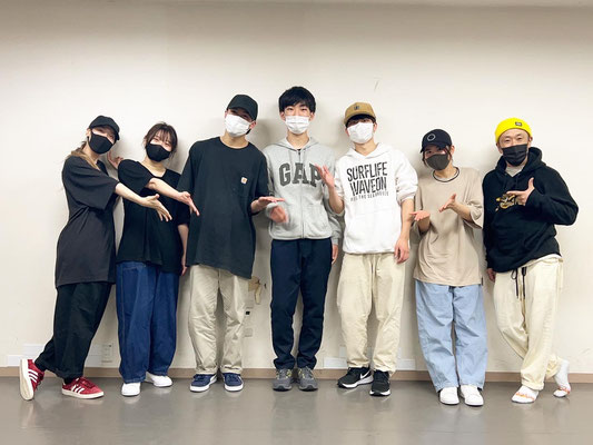 とっても仲良しな、千葉 ダンススクール Beat squadの西千葉スタジオ・土曜日20時クラスのメンバー♪