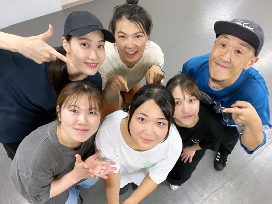 千葉ダンススクール Beat squadの土曜日・R&Bクラスに所属しているリンマイが、受験の準備のため、一時火曜日クラスに移動♪