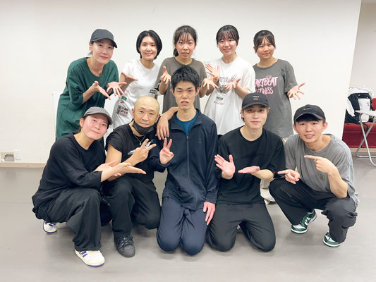 もともと千葉ダンススクール Beat squadの月曜日クラスに通ってくれていた仲間・タカヒロが、西千葉・土曜日17時HIPHOPクラスに復帰をしてくれました♪
