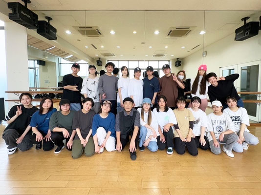 先日、千葉ダンススクール Beat squadの、2024年1発目のイベント「R&B・POPPIN 無料体験レッスン会」を参加希望者のみで開催しました♪