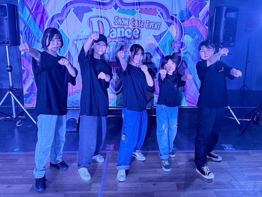 エム先生クラス・稲毛ダンススクール DOWN BY LAW TEENS♪踊り込まれた振りは、非常にアグレッシブで勢いがあった、カッコ良かった！！
