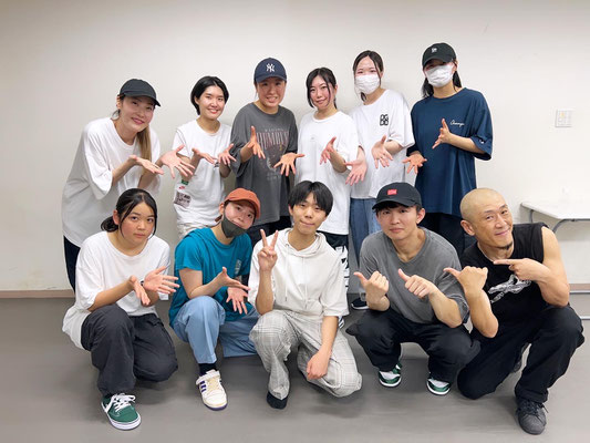 受験を無事に終えた仲間・ユウヤが千葉ダンススクール Beat squadのR&Bクラスに顔を出しにきてくれました