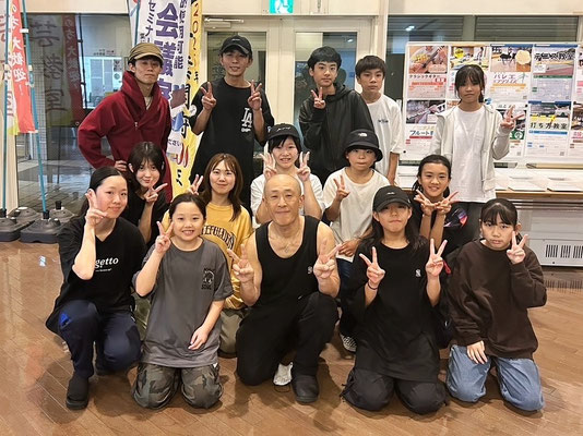 千葉ダンススクール Beat squadの大人メンバー＆キッズメンバーの希望者で、POPPINとR&Bの無料体験レッスン会を開催しました♪