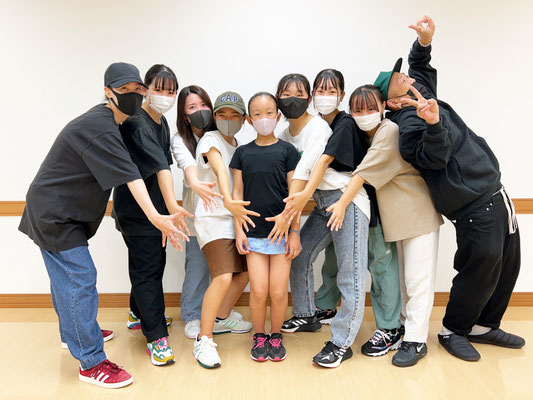 稲毛スタジオのエム先生が担当する水曜日・大人クラスにサワちゃんが入会してくれました♪とっても嬉しい♪