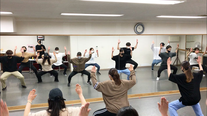 こちらはほとんどの生徒さんがダンス未経験者さん・初心者さんのクラスなんですが、やる気がとても凄いんです！♪
