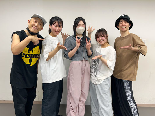 千葉ダンススクール Beat squadの月曜日・HIPHOP初心者クラスにモエカが入会してくれました、嬉しい！♪