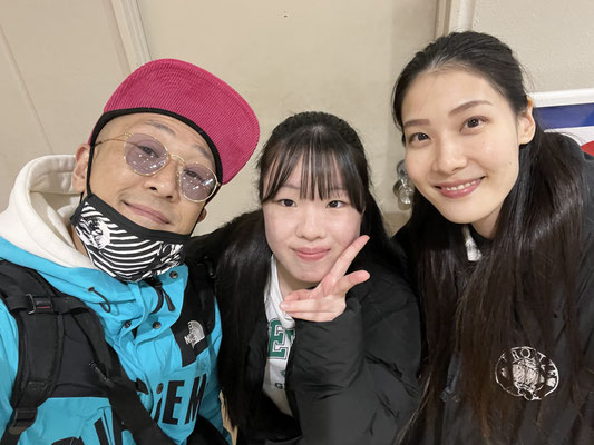 先日vivit南船橋で開催された、こども夢の商店街の際に撮影した、千葉ダンススクール Beat squadのインストラクター陣での1枚♪