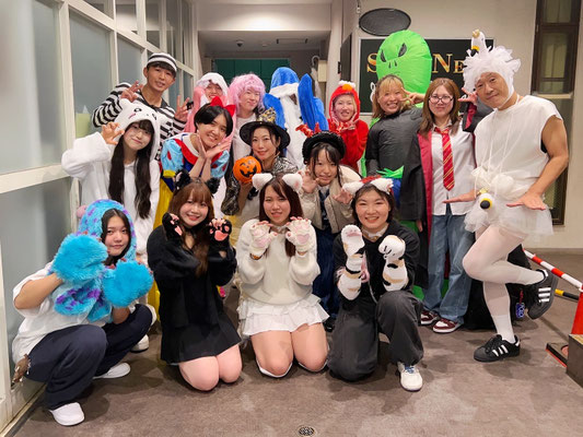 千葉STARNITEで開催された、ダンス＆ハロウィンイベント「ファンパラ」に、千葉ダンススクール Beat squadの大人メンバーで出演してきました♪