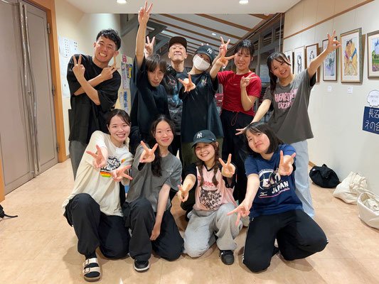 自社の単独ダンス発表会に向けて、ヒップホップナンバーの合同リハーサルを稲毛区長沼コミュニティセンターにて行いました♪