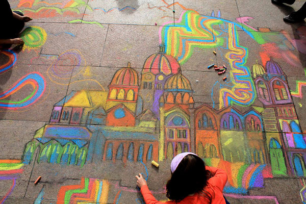  Straßenmalerei Projekt mit Kindern in Marseille