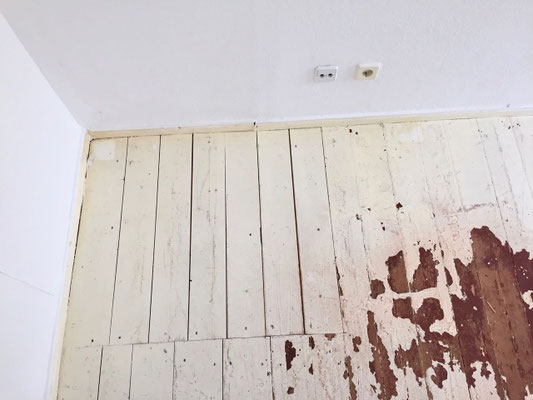 Dielen scheifen Richard-Sorge-Strasse Friedrichshain Berlin