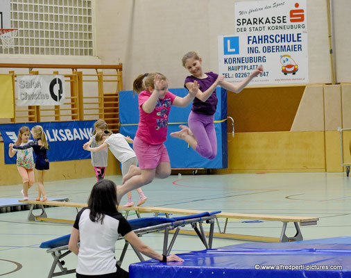 Schauturnen der Sportunion Korneuburg in der Guggenberger Sporthalle 2016