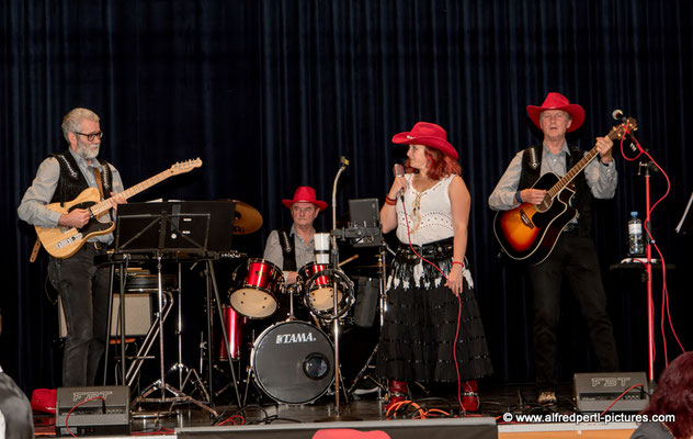 Red Hats in der VHS Siemensstraße