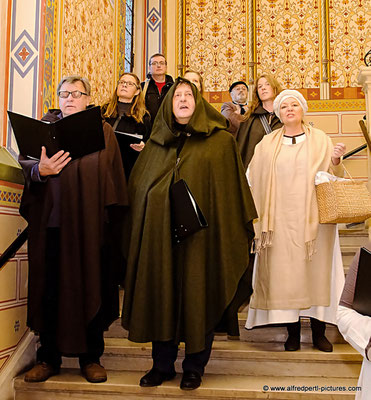 Chorvereinigung pro musica beim Mittelalterlichen Advent im Korneuburger Rathaus