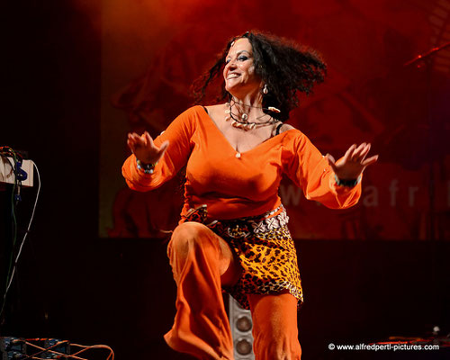 Afrikatage in Wien mit Jenny Bell Earthbeat