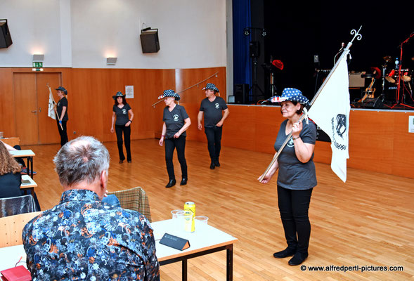 Red Hats in der VHS Siemensstraße