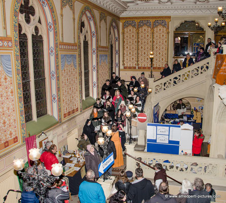 Chorvereinigung pro musica beim Mittelalterlichen Advent im Korneuburger Rathaus