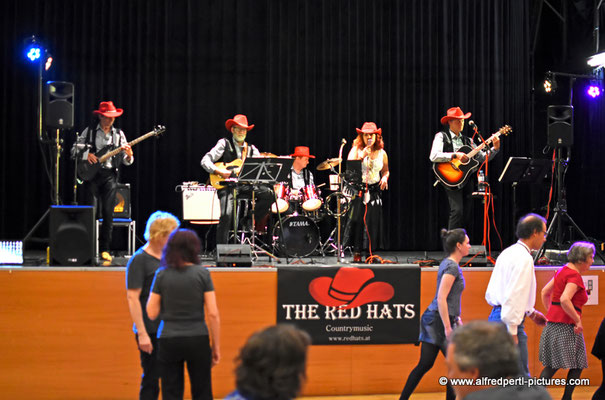 Red Hats in der VHS Siemensstraße