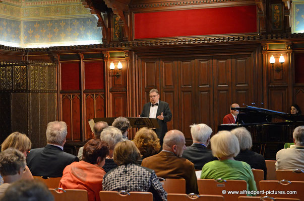 Frühlingslieder aus Klassik, Operette und Wienerlied im Rahmen der Korneuburger Kultur- und Musiktage.
