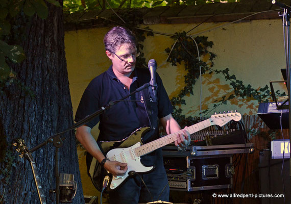 Konzert von Gaunersdorf 5 in Gaweinstal - Cafe Restaurant Schilling