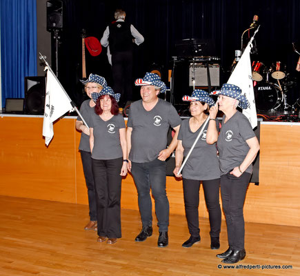 Red Hats in der VHS Siemensstraße