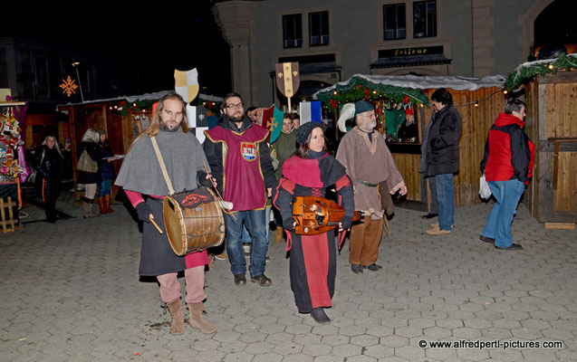 Eröffnung des Mittelalteradvents in Korneuburg 2015