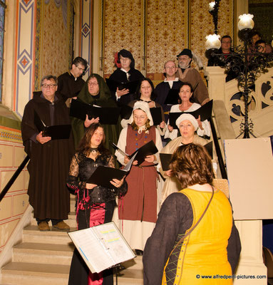 Chorvereinigung pro musica beim Mittelalterlichen Advent im Korneuburger Rathaus