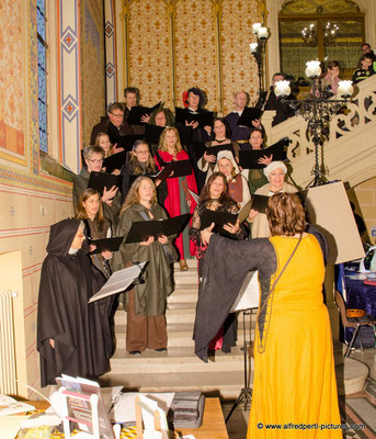 Chorvereinigung pro musica beim Mittelalterlichen Advent im Korneuburger Rathaus