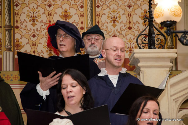 Chorvereinigung pro musica beim Mittelalterlichen Advent im Korneuburger Rathaus