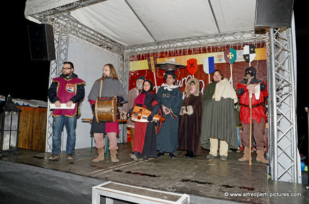 Eröffnung des Mittelalteradvents in Korneuburg 2015