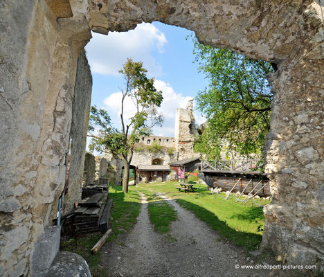 Ruine Falkenstein