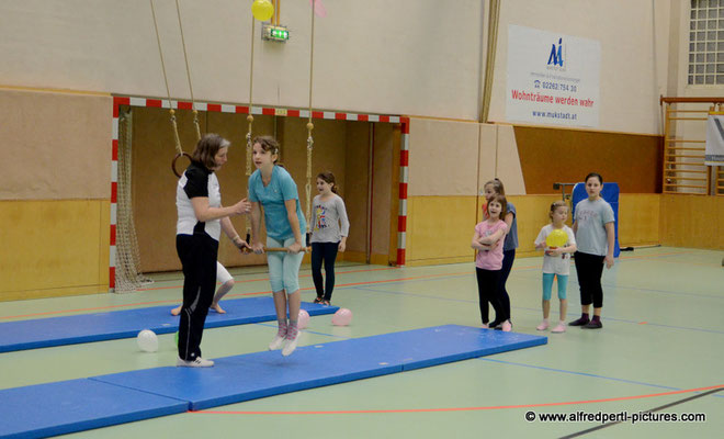 Schauturnen der Sportunion Korneuburg in der Guggenberger Sporthalle 2016