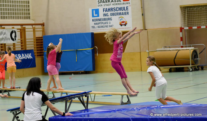 Schauturnen der Sportunion Korneuburg in der Guggenberger Sporthalle 2016