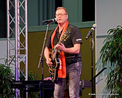 Peter Rapp und Band bei der Messe Lebenslust in Wien