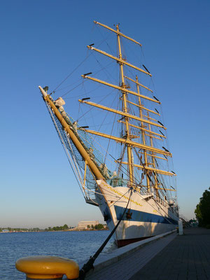 Russisches Segelschulschiff Mir