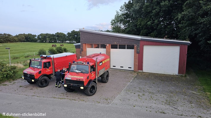 Fertig zum Rückweg, vor dem Feuerwehrhaus der Insel Neuwerk © FF-Duhnen-Stickenbüttel